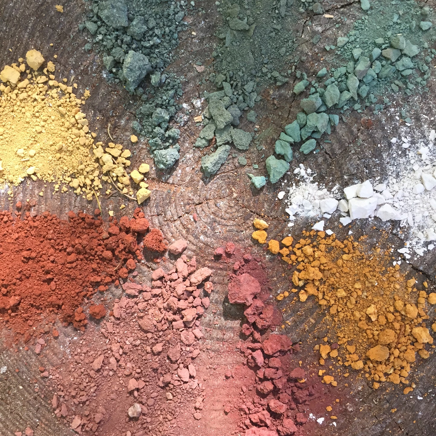 Earth Pigments & Paintmaking Studio